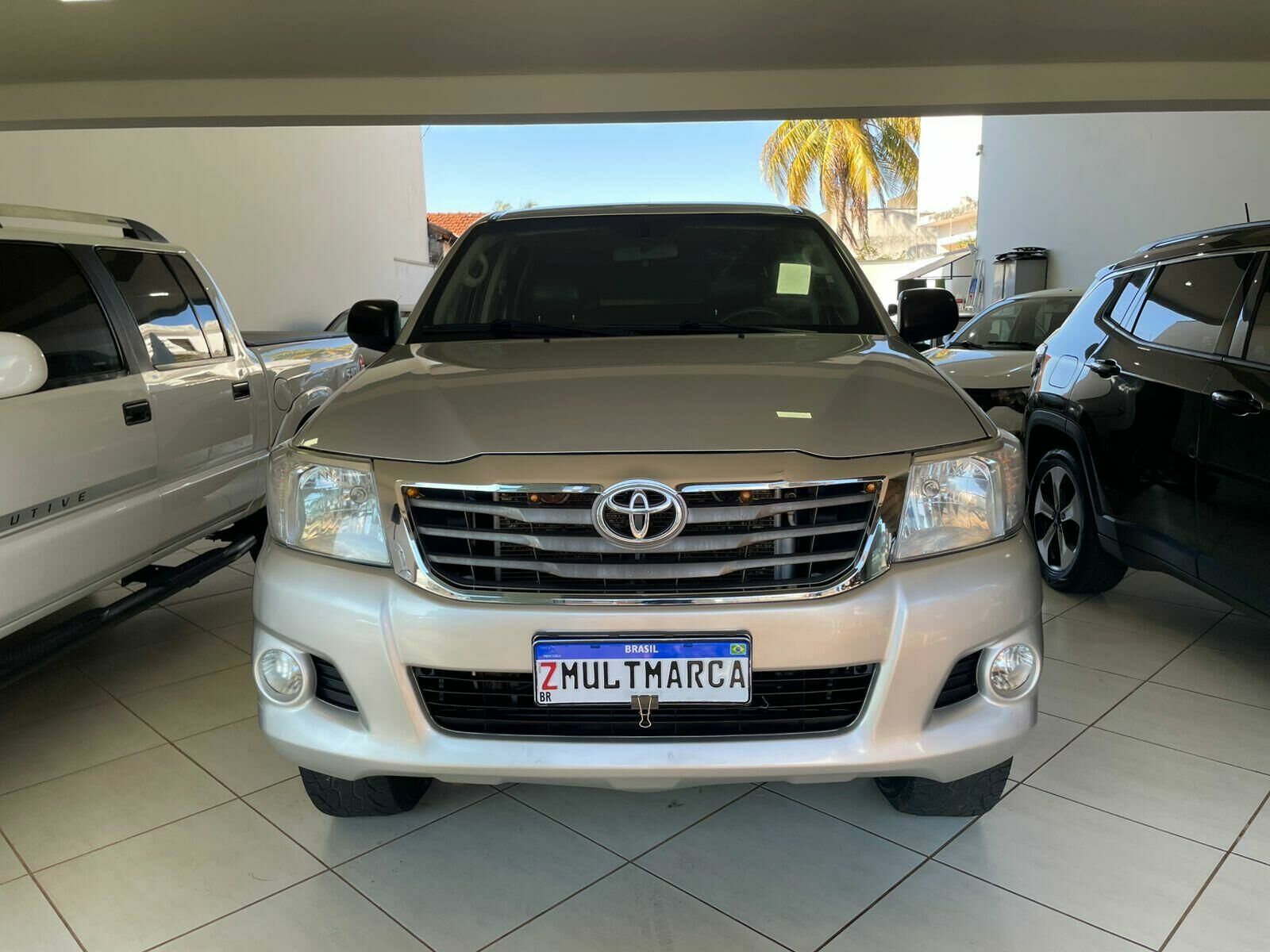 Imagem do veículo  TOYOTA HILUX CD 4X4 STD